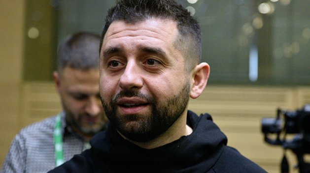 Глава «Слуги народа» обвинил НАТО в недостаточной смелости